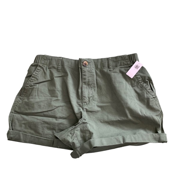 High-waisted Chino Shorts size Large - Picture 2 of 9